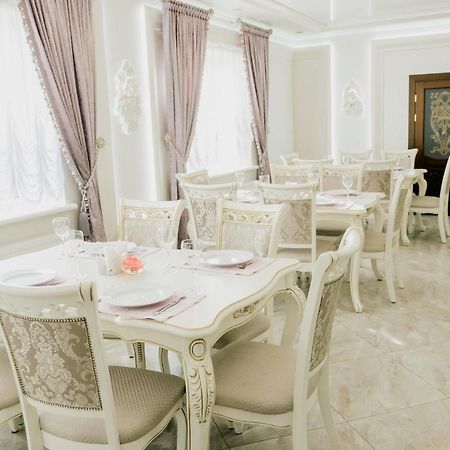 Hotel Port Royal Tulchyn Zewnętrze zdjęcie
