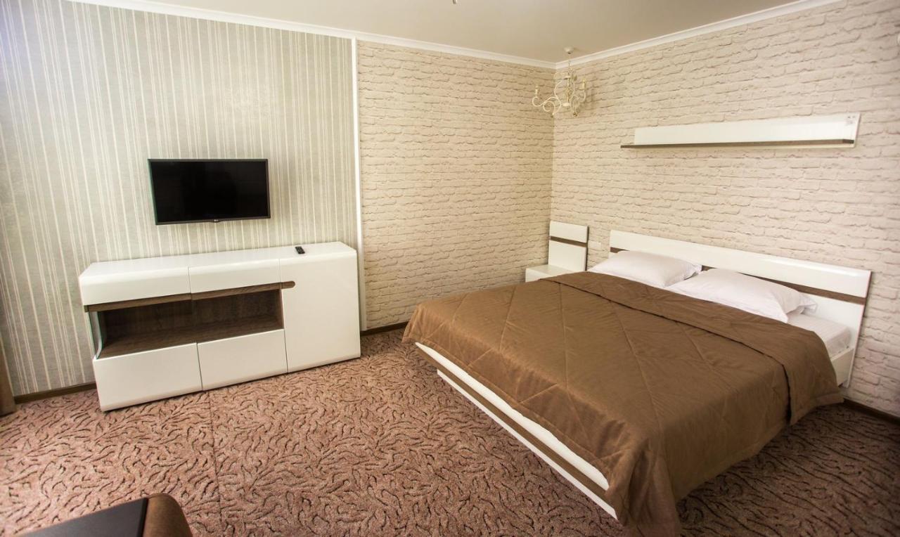 Hotel Port Royal Tulchyn Zewnętrze zdjęcie