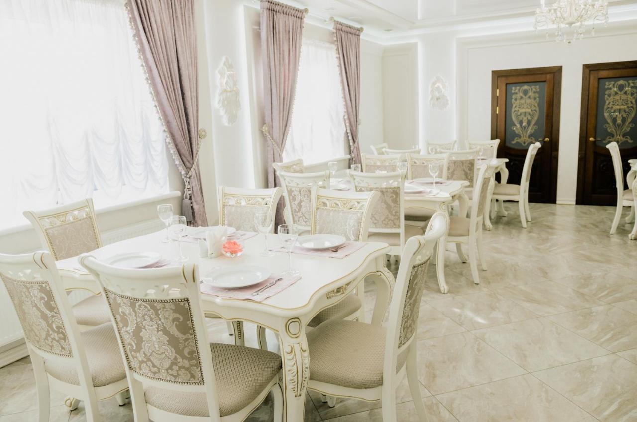 Hotel Port Royal Tulchyn Zewnętrze zdjęcie